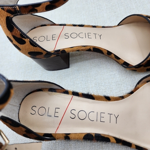 Sole Society Women's Katarina Block Heel Pointed Toe Dress Pump - 8 - Picture 4 of 8